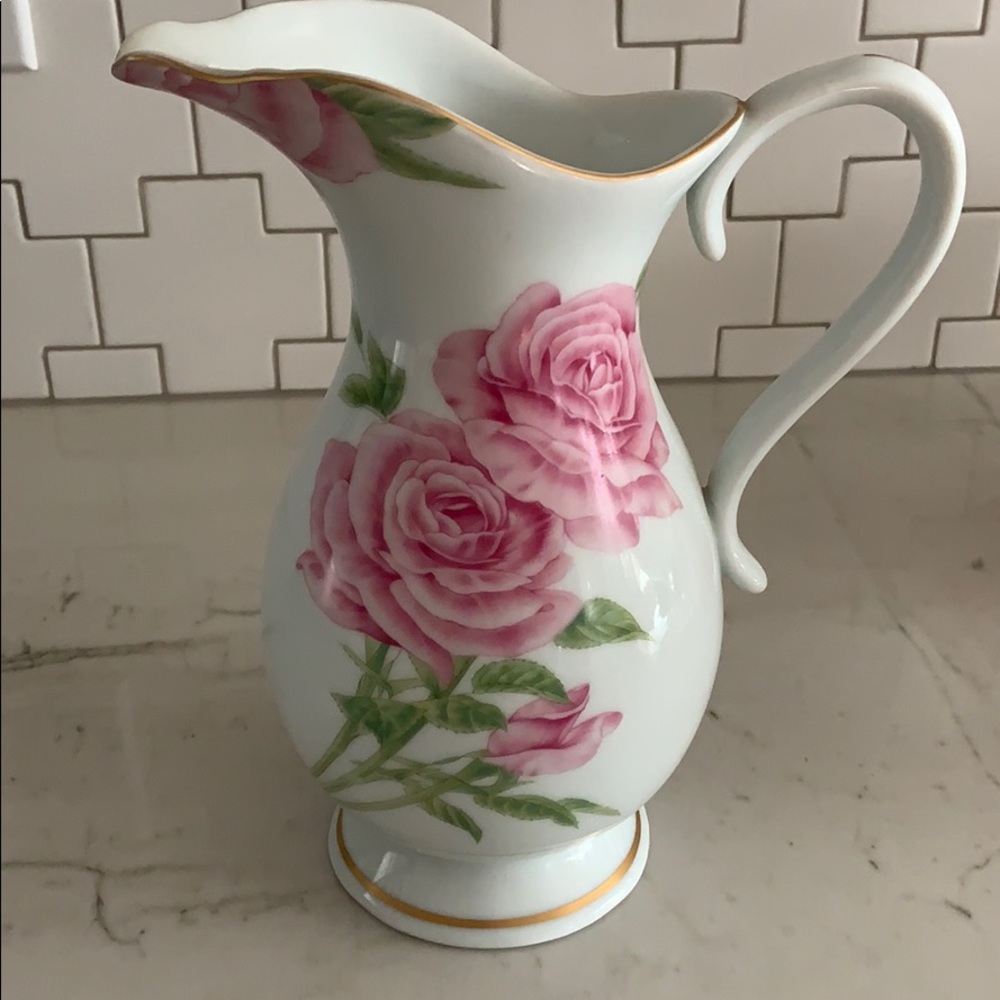 Givenchy Rose pitcher. Exclusively Franklin Mint